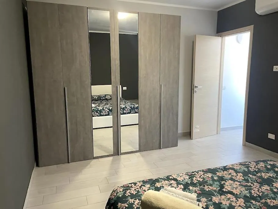 Roberta House Rozzano -1 Apartment